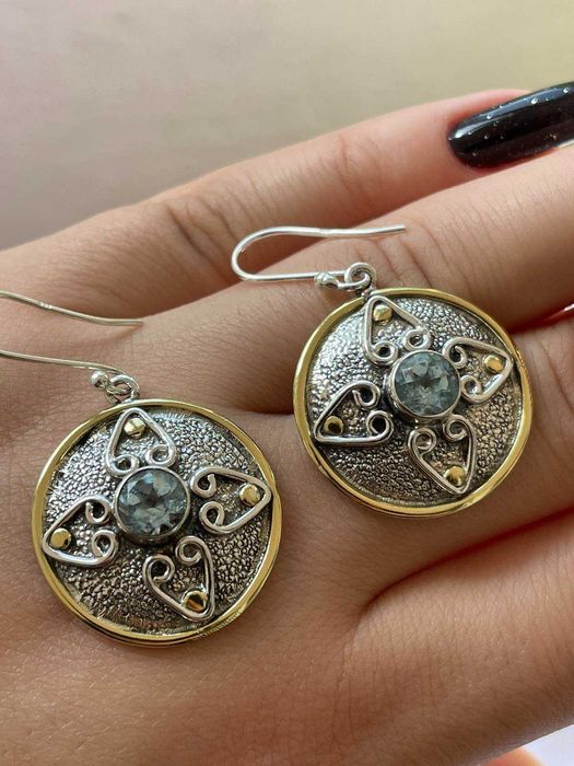 Длинные серьги с  топазом.Серебро 925 пробы