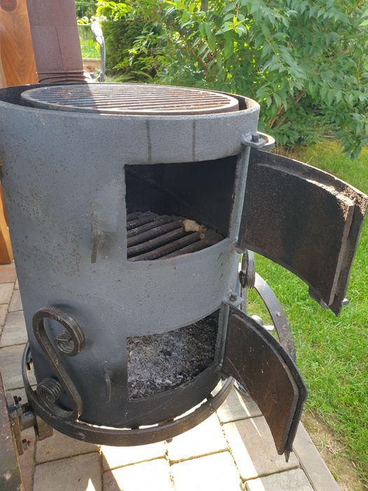 Grill piec solidny