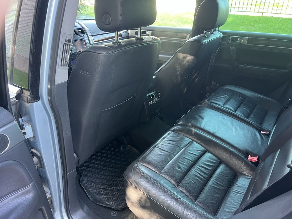 Свіжопригнаний Vw Touareg  4*4