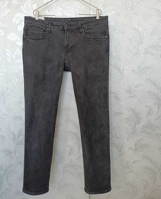 р 18 / 52-54 чорні з градієнтом джинси штани щільні H&M