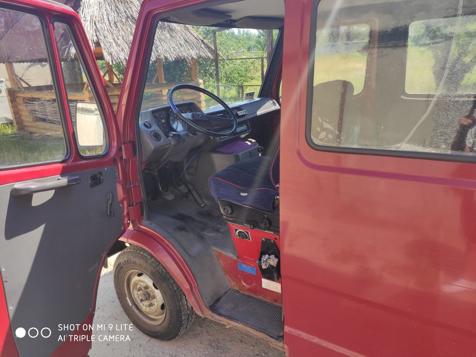 Mercedes-Benz, 308 d