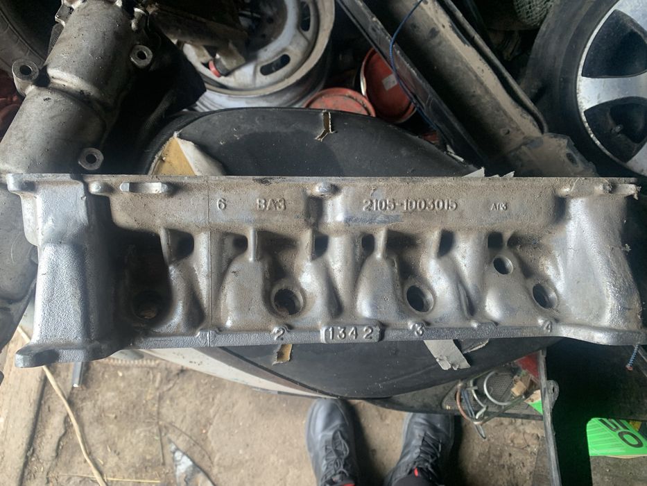Продам головку двигателя ваз 2105 с розпредвалом