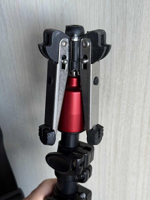 Професійний монопод Manfrotto MVM500A з фірмовим ущільненим чохлом Manfrotto MBAG80PN