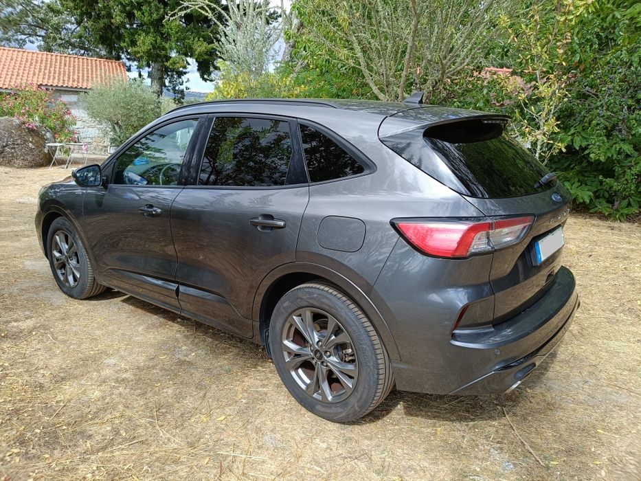 Ford Kuga ST Line SUV 1.5 i Ecoboost 150 hp, Domestic, 2022 Model