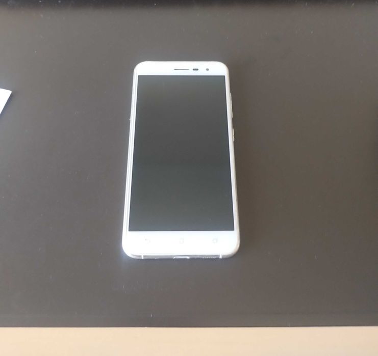 Telemóvel Asus Zenfone 3, ZE520KL