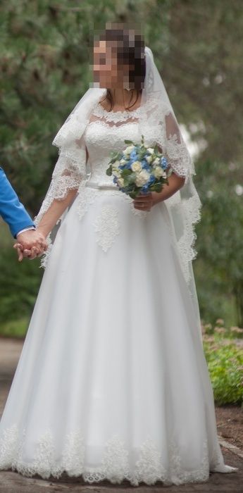 Эксклюзивное французское свадебное платье с фатой