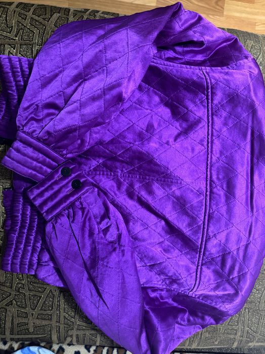 Шовкова куртка від Escada, оригінал