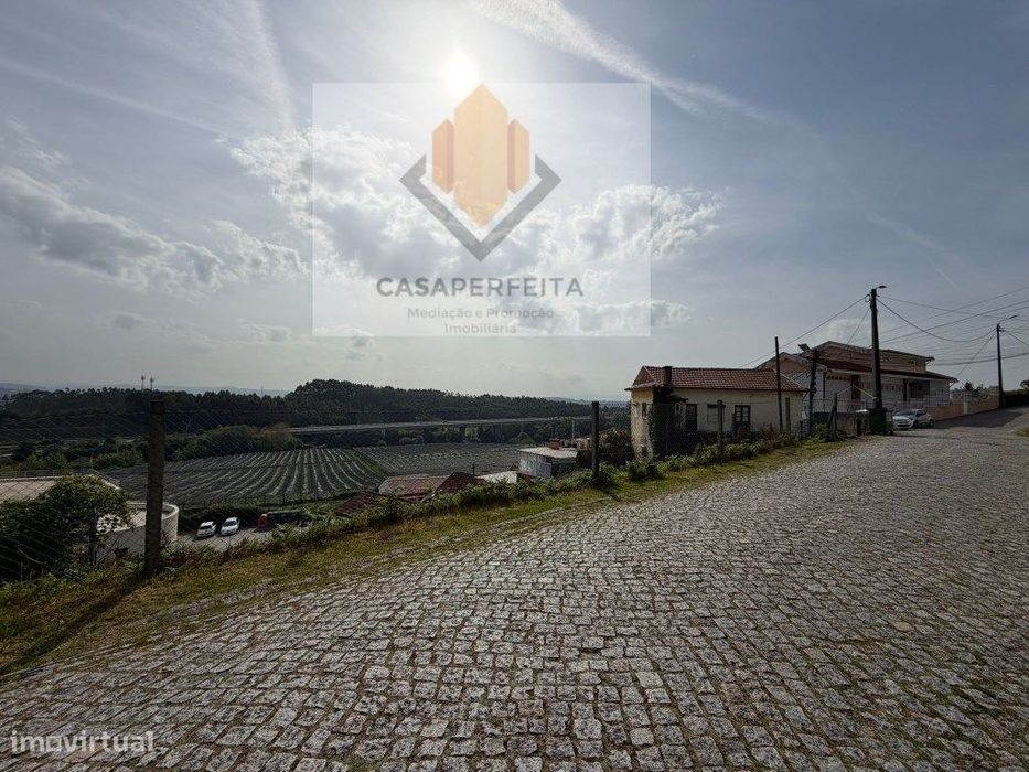 Terreno Urbano Para Construção de Moradia de 2 Pisos - Pedroso