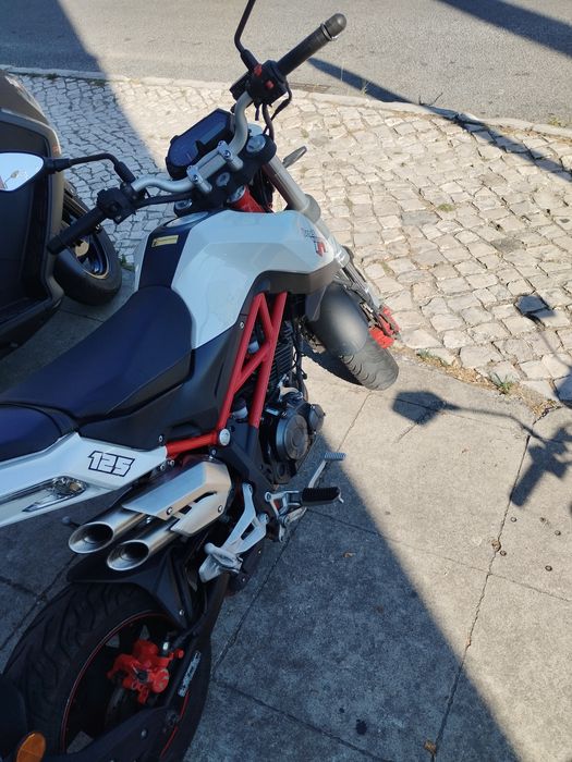 Benelli TNT 125 naked