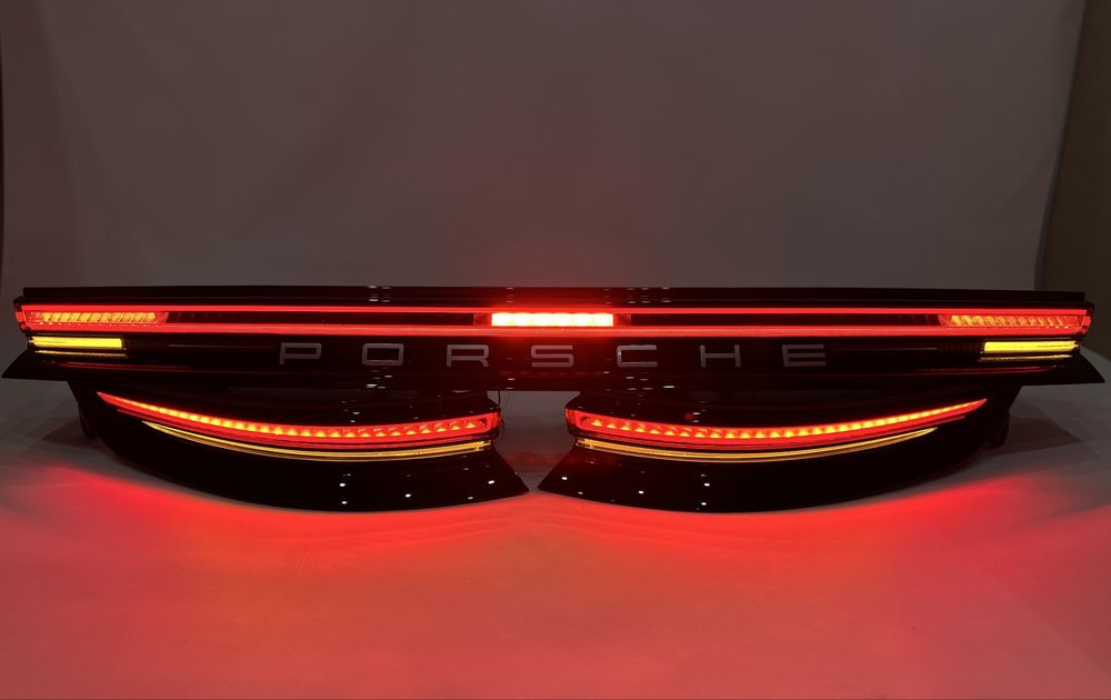 Porsche Panamera 976 фонарі фонарь стоп ліхтар оптика задня наявності