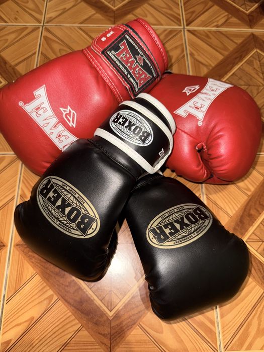 Боксерські рукавички 6 oz та 8 oz