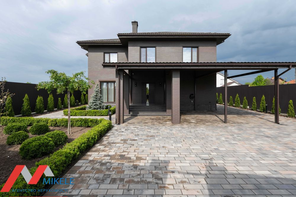 Сучасний новий будинок 2024р 320м2 діл 19сот с. Щасливе