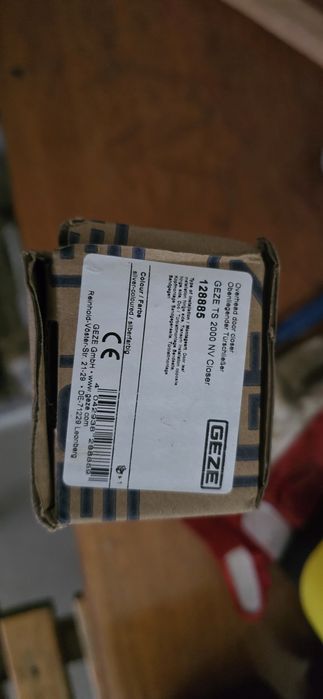 Samozamykacz Geze TS 2000 NVC domykacz domyk zamkniecie