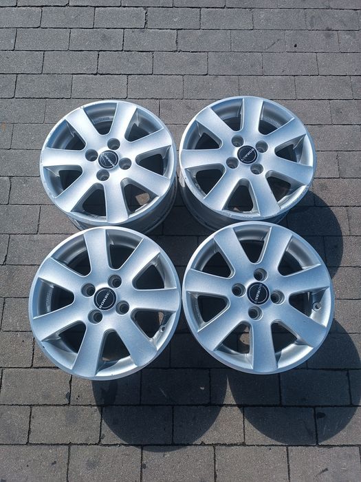 Felgi aluminiowe 4x100 ET38 14"  Toyota Volkswagen Skoda