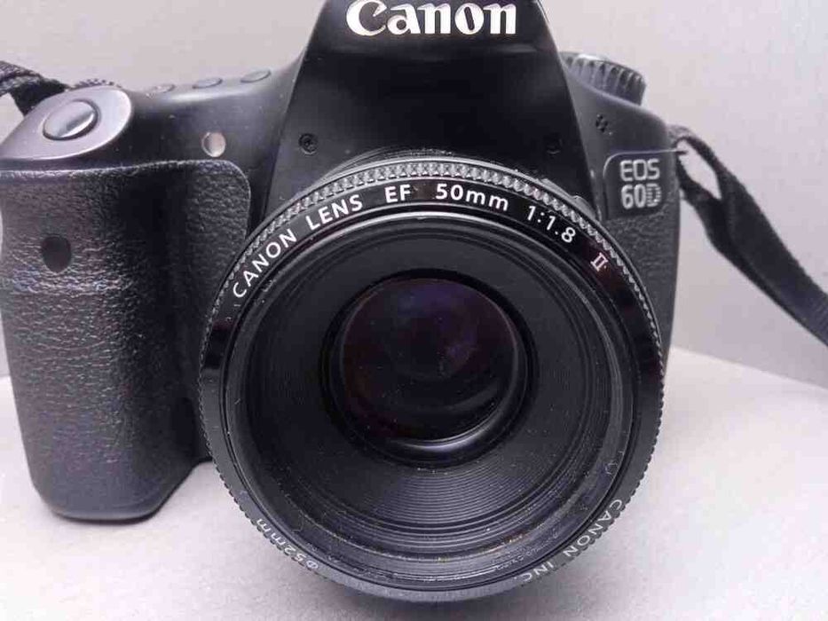 Фотоапарат Canon EOS 60D kit (EF 50 mm 1.8 II)