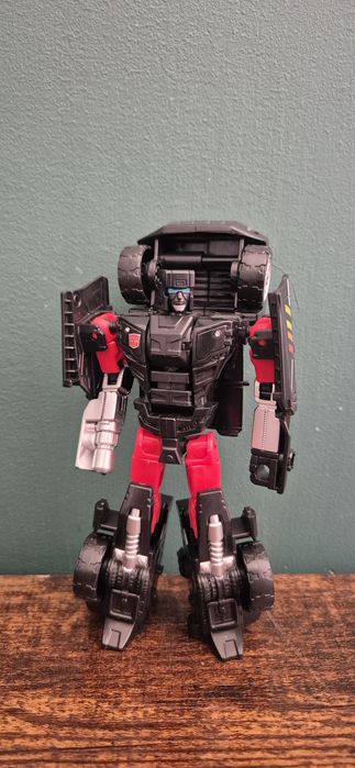 Transformers combiner wars - Trailbreaker