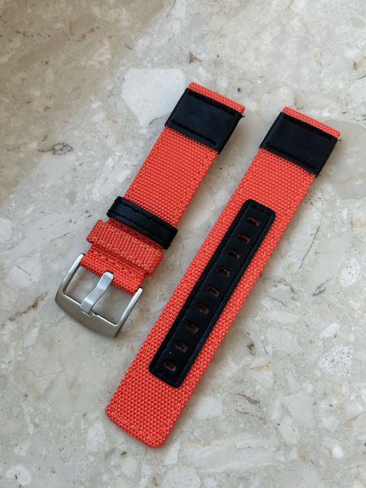 Pasek do zegarka materiałowy 22mm pomarańczowy
