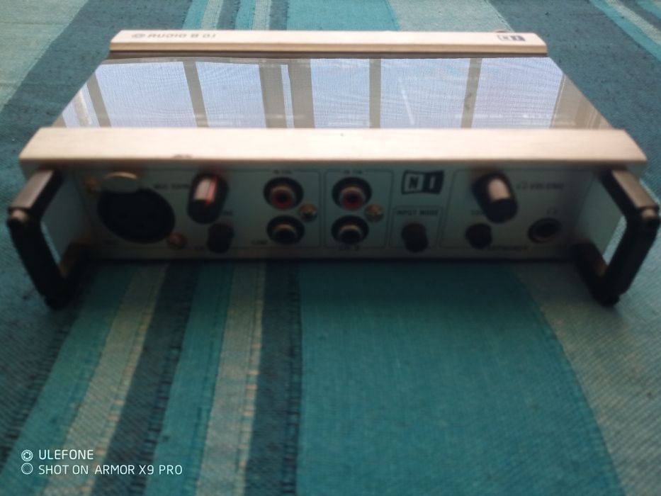 Native instruments Traktor scratch pro com audio dj8