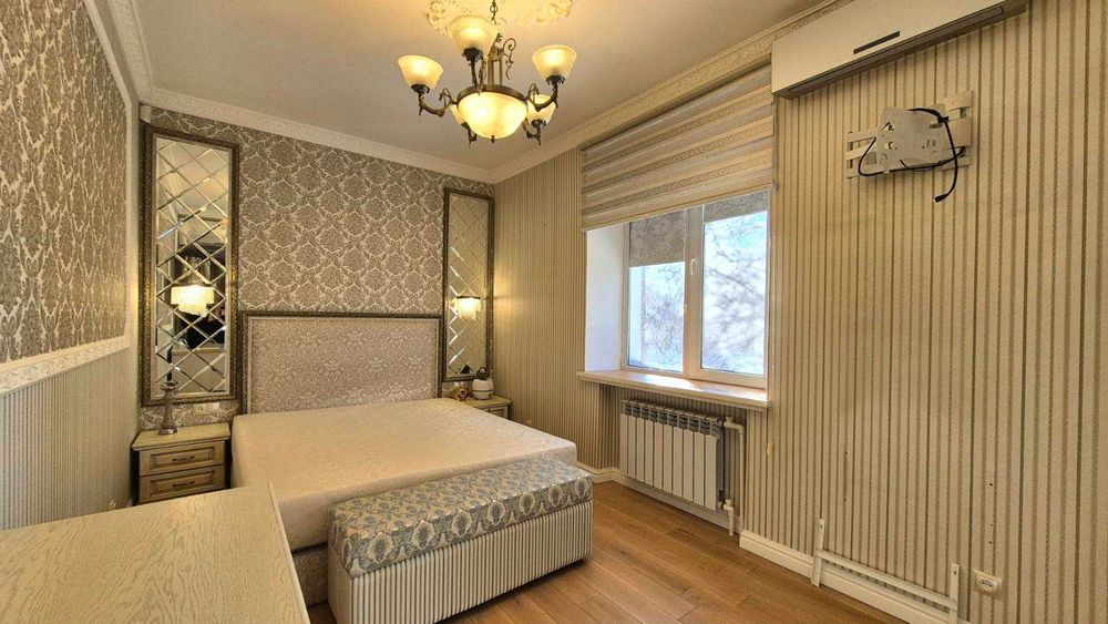 *Продаж 2х кімнатної повнометражної квартири, по вул. Лобановського