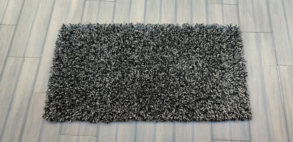 Tapete preto 65x130cm