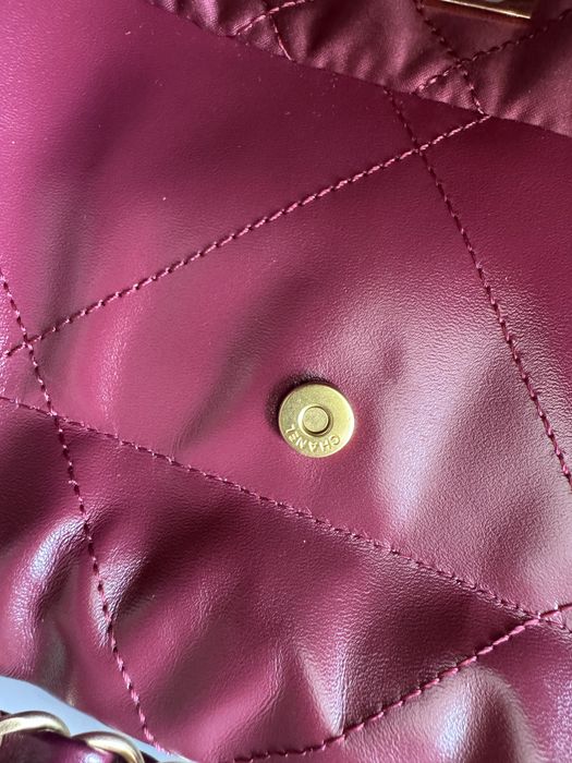 Przepiekna burgundowa torebka Chanel 22 hobo