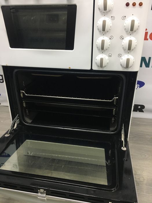 Електрична плита Electrolux з 2 духовками електроплитка не індукція