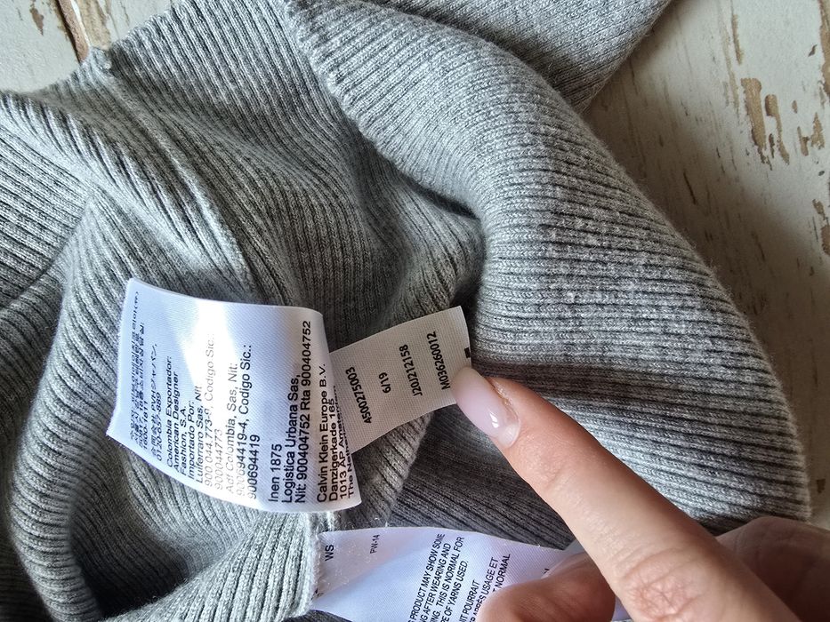 Гольф, кофта, светер, водолазка  Calvin Klein  XS - S