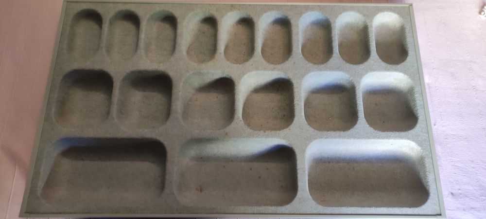 Suporte extensível de roupeiro, para artigos pessoais