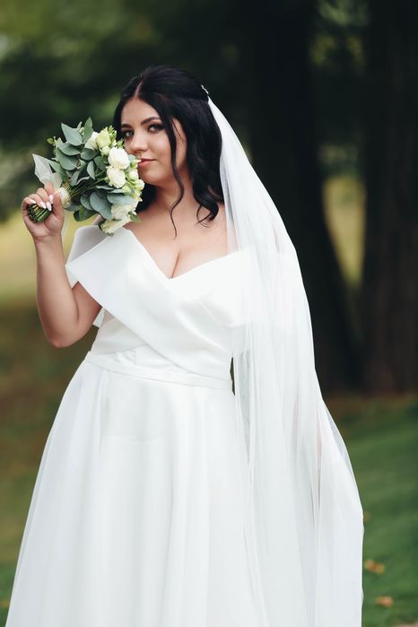 Весільна сукня, корсетна