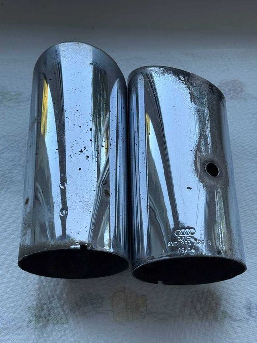 Насадки на вихлопну трубу ліва 8V0253825B + права 8V0253826B Audi VW