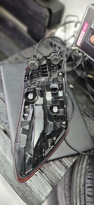 Задній стоп Audi Q4 E tron