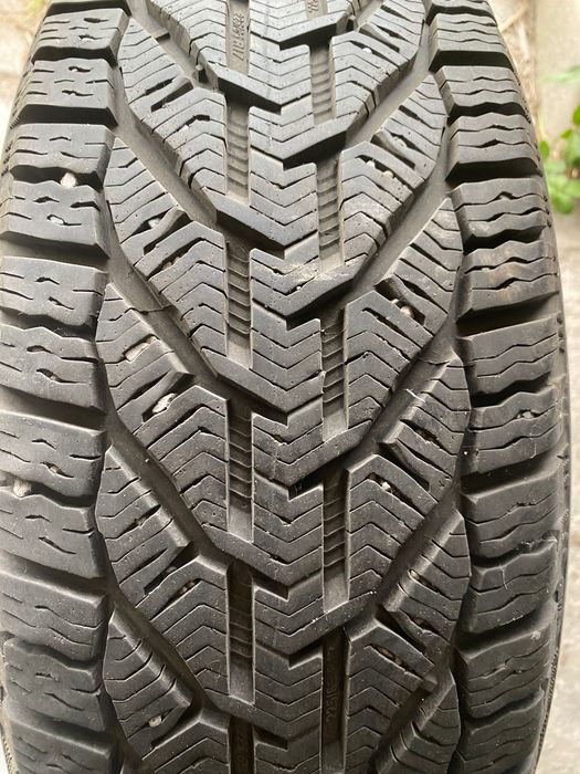 Motoryzacja  Opony