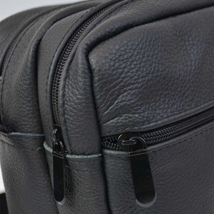 Сумка мессенджер из натуральной кожи. Цвет: чёрный