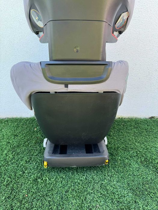 Cadeira Auto Bébé Confort FeroFix ISOFIX Cinzenta – Muito Bom Estado