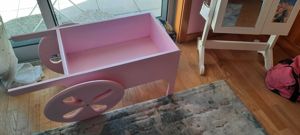 Carrinho feito a mão