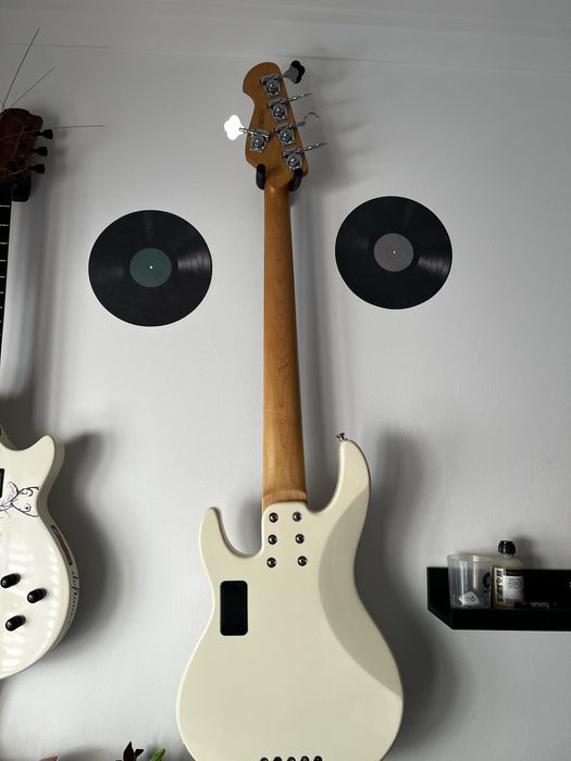 Harley Benton Enhanced MP-5EB Creme COSTUMIZED Mafra • OLX.pt