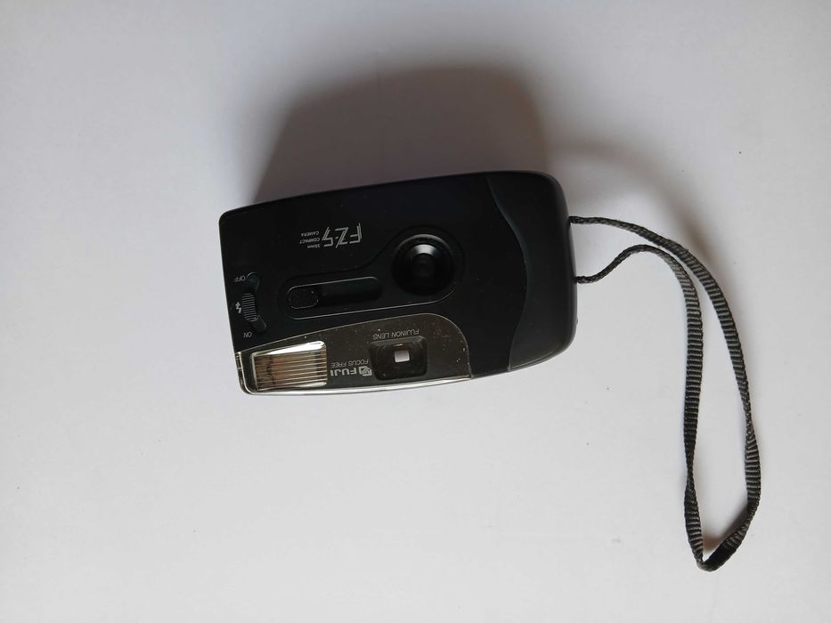 Maquina Fujifilm Focus Free FZ-5 compacta analogica