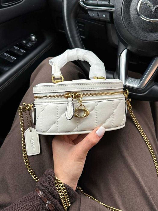Coach Trail Crossbody 17 With Pillow Quilting White/Gold