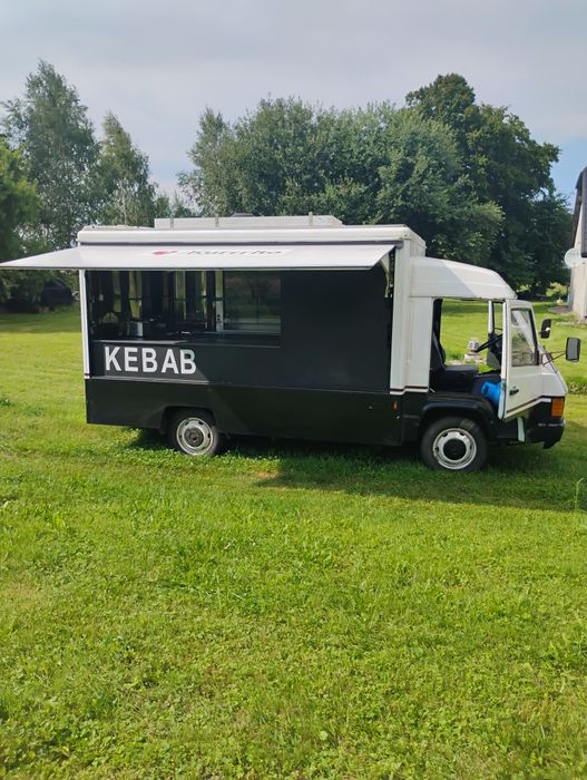 Food Truck Mercedes Benz sklep bar