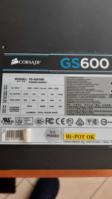 Fonte alimentação Corsair 600 80 Plus