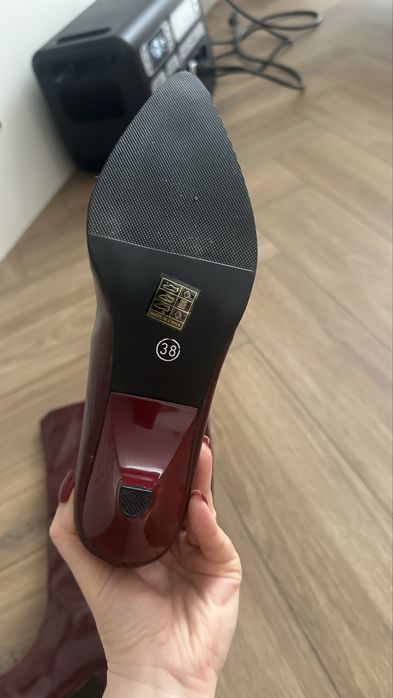 Нові! Сапожки жіночі бордові 37р-38р