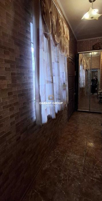 Продається двоповерховий будинок