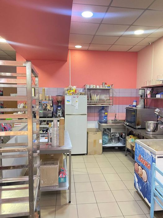 Продам  приміщення в ЖК Лермонтове окремий вхід