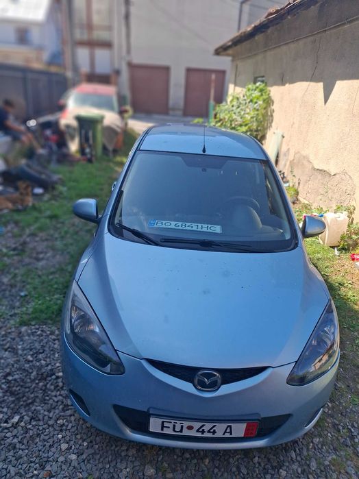 Продам авто Mazda 2 2008