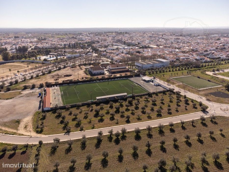 Negociável | Terreno Urbano em Reguengos de Monsaraz