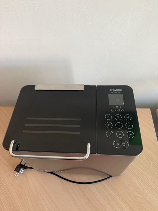 Хлебопечка Kenwood BM 450