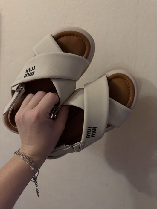 Босоніжки жіночі 36, босоніжки miu miu