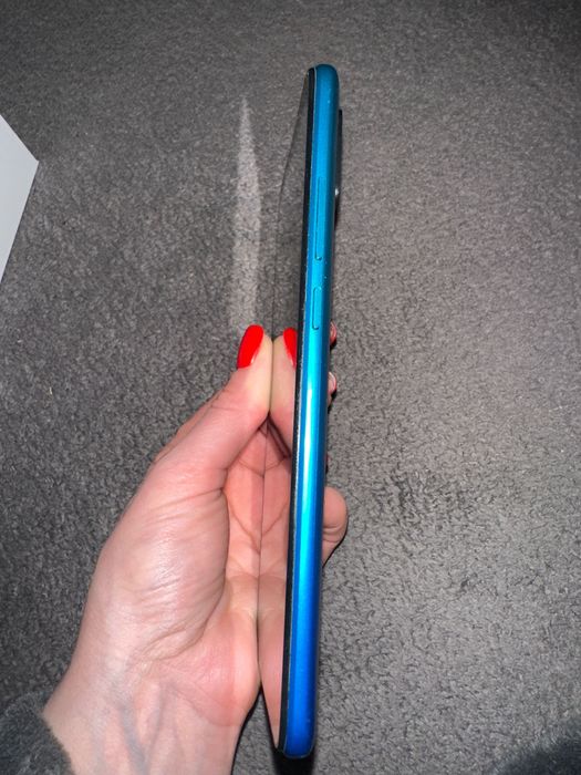 Продаю телефон Xiaomi Redmi 9A