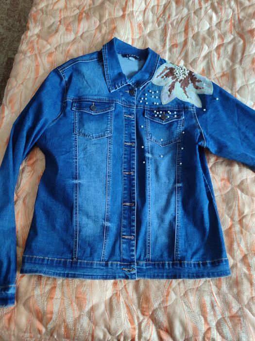 Джинсова курточка