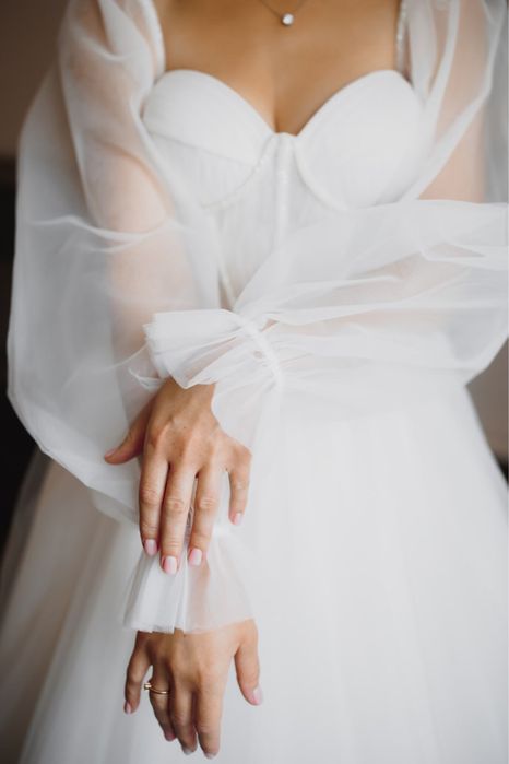 Весільне плаття/весільна сукня з рукавами/пишна весільна сукня